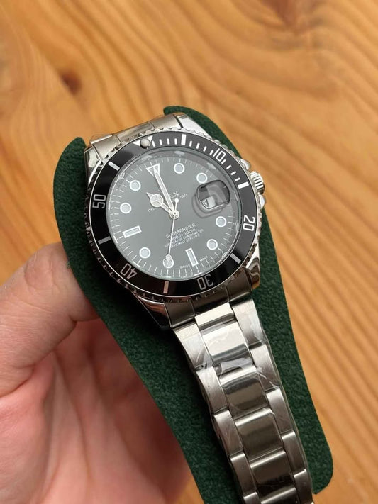 Ceas Argintiu Cadran Negru